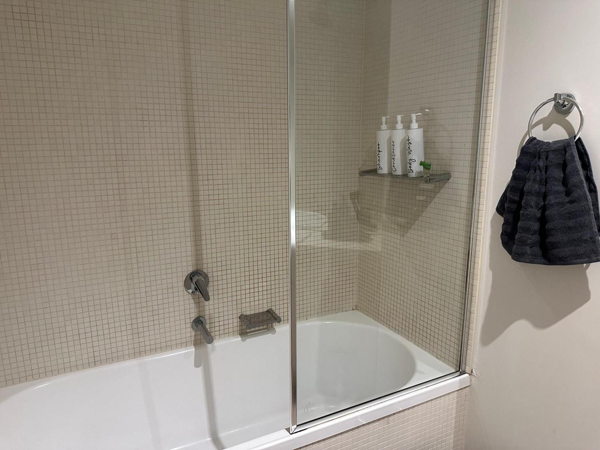 Sea View, Gym & Pool, 2 Bedrooms 2 Bathrooms Мелбърн Екстериор снимка