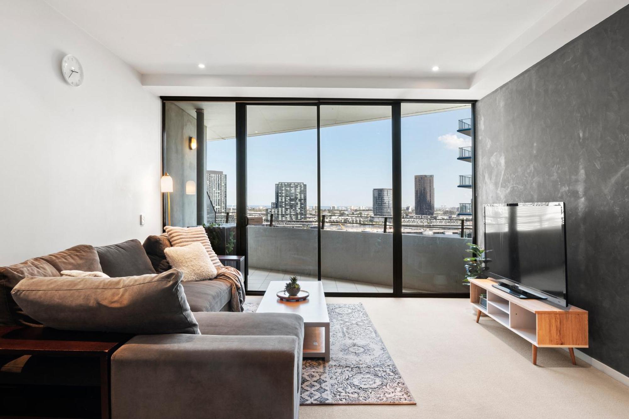 Sea View, Gym & Pool, 2 Bedrooms 2 Bathrooms Мелбърн Екстериор снимка